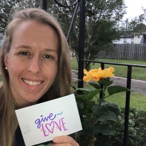 Meet your Posher, Claire